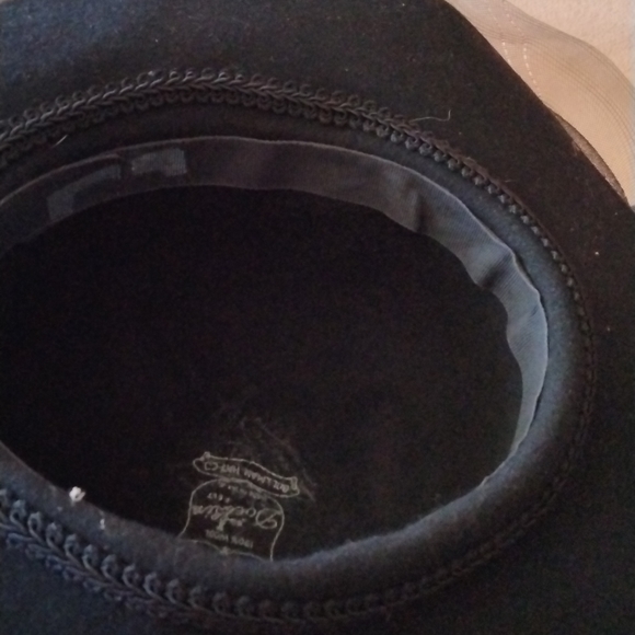 Doeskin Wool Designer w Satin flower band  $34+fre - Picture 5 of 16